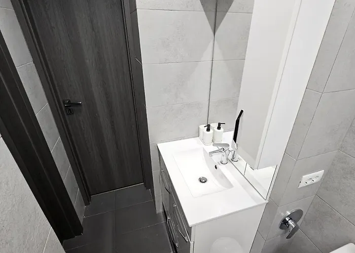 Daire Like Elisabeta *